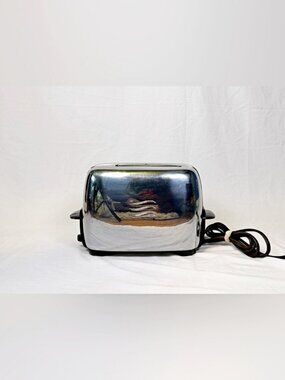 Vintage 1950s/60's General Electric Chrome Two Slot Toaster~Tested & Working
